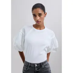 SCALPERS - Polera Manga Abullonada