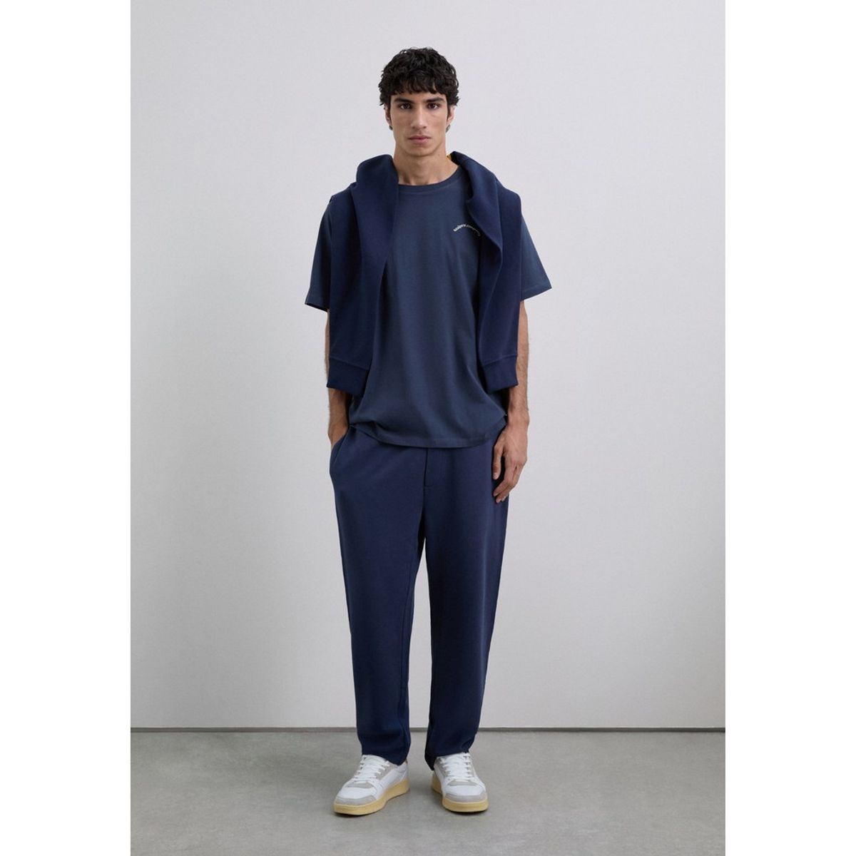 SCALPERS - Polera Print Logo