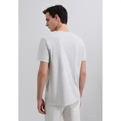 SCALPERS - Polera Calavera Bordada Tono