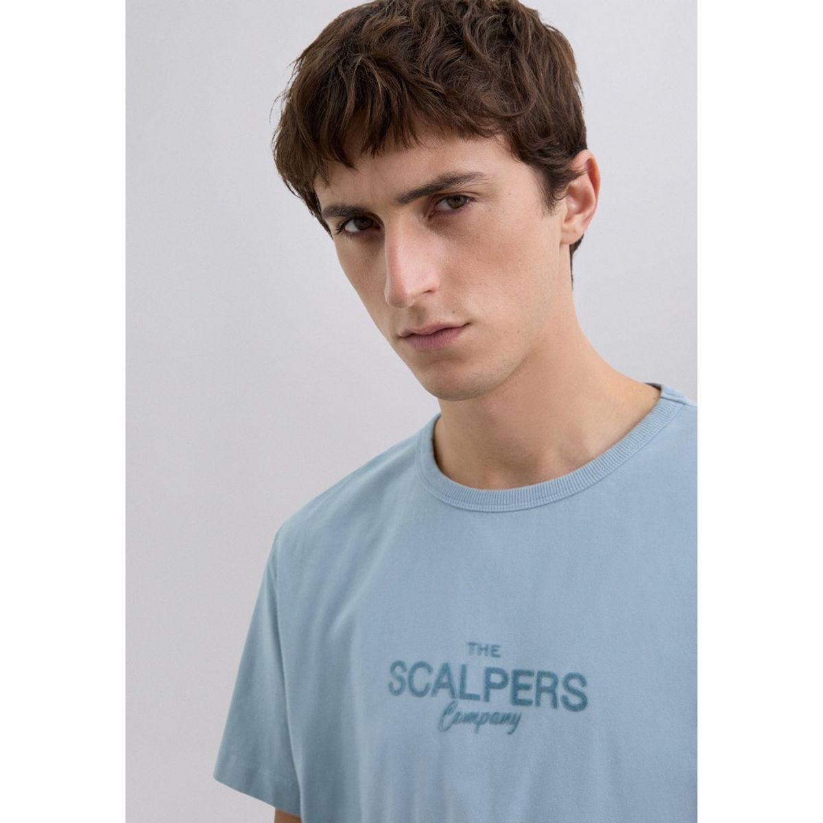 SCALPERS - Polera Logo Frontal