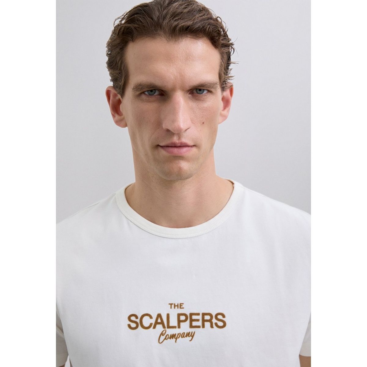 SCALPERS - Polera Logo Frontal