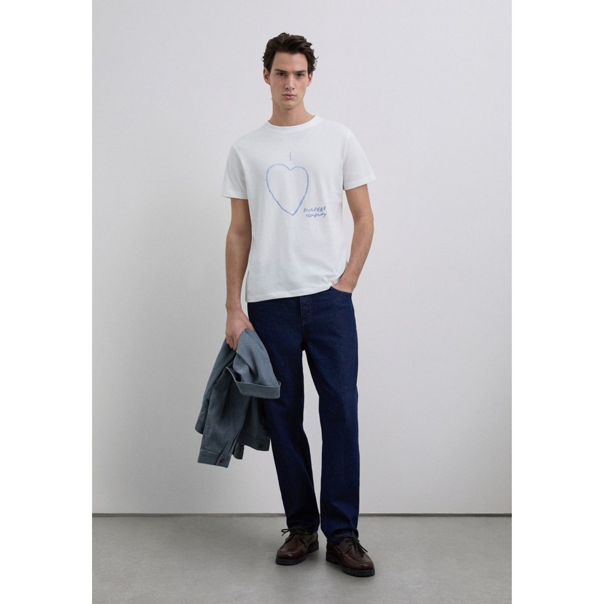 SCALPERS - Polera Efecto Lavado Estampada