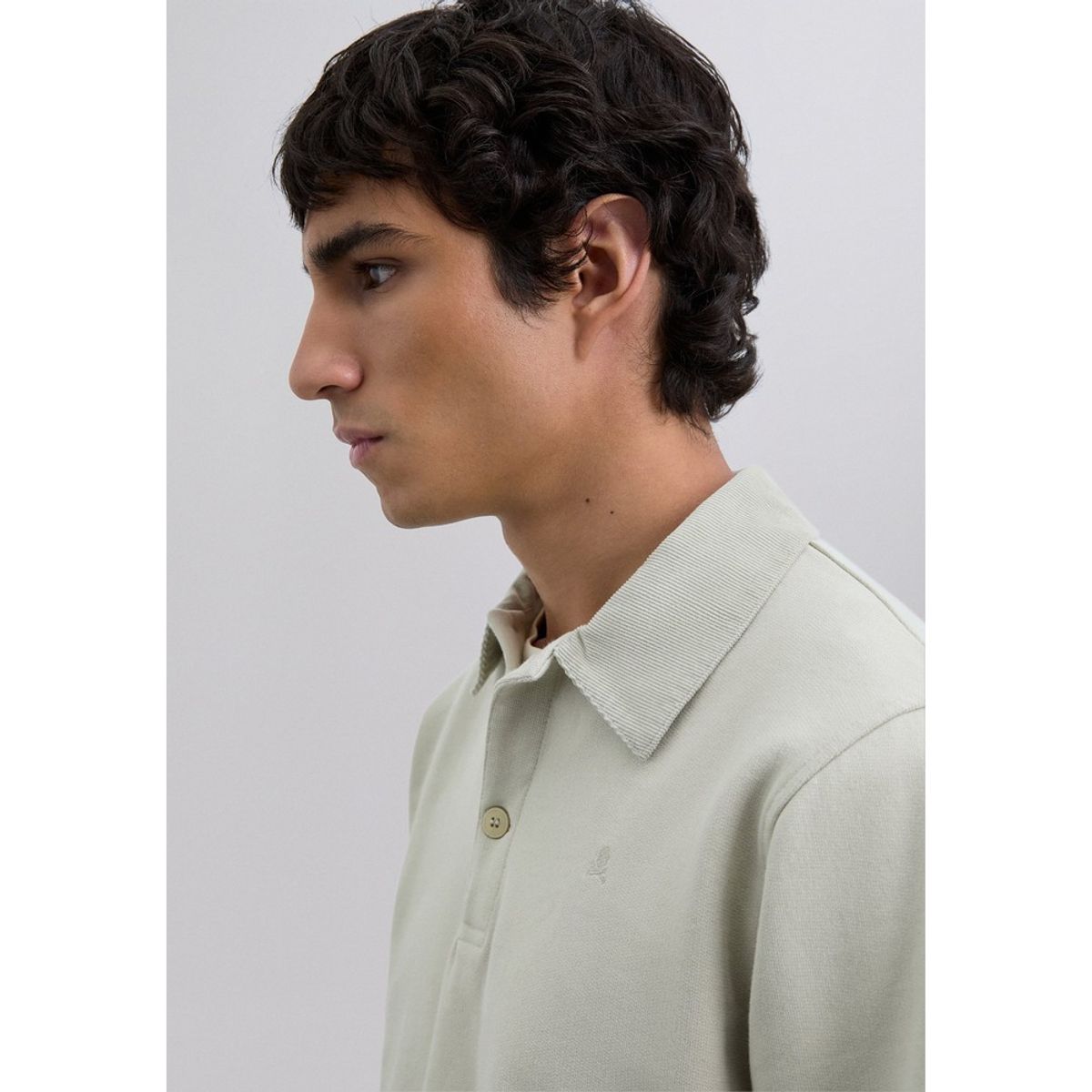 SCALPERS - Polo Bordado Cuello Pana