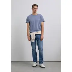 SCALPERS - Polera Calavera Bordada Tono