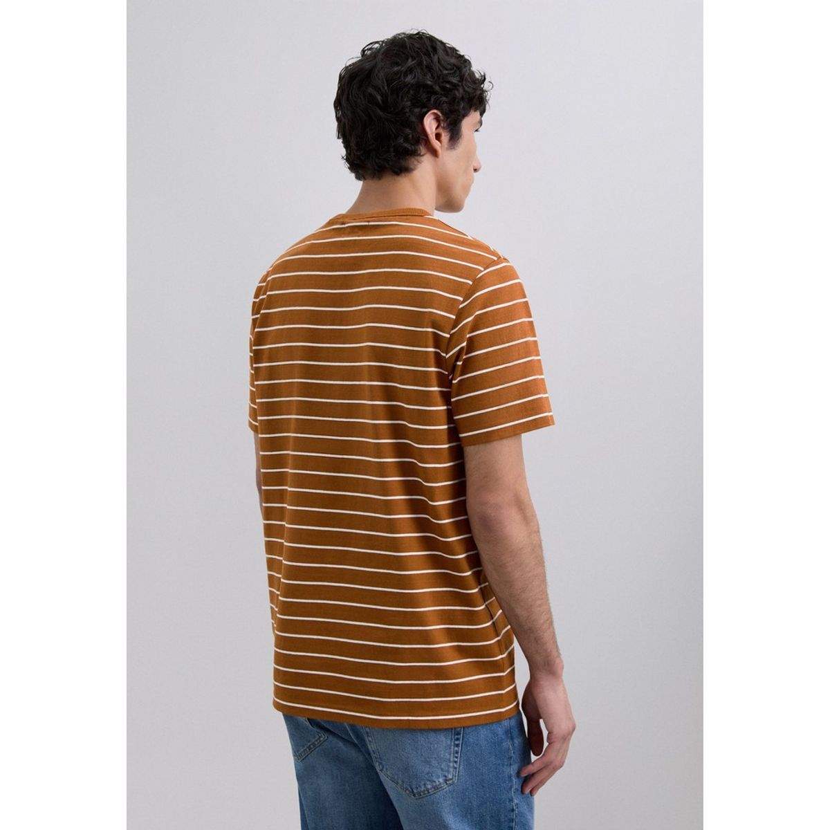 SCALPERS - Polera Estampada Rayas Logo