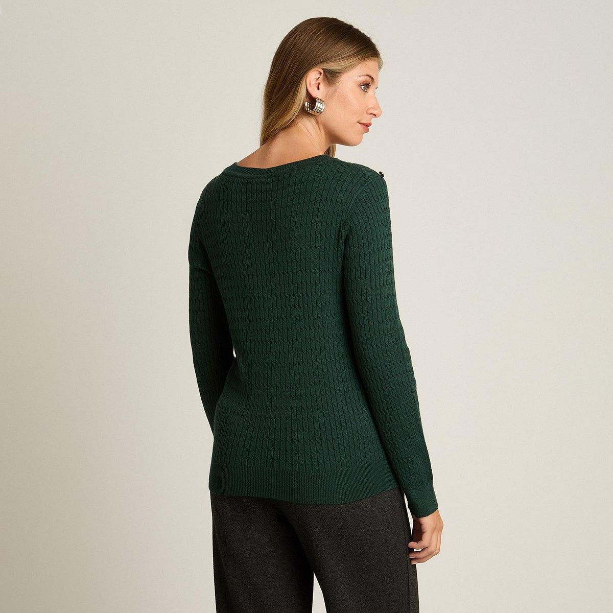 LORENZO DI PONTTI - Sweater Verde con Trenzado en Relieve y Botones Dorados en Hombro