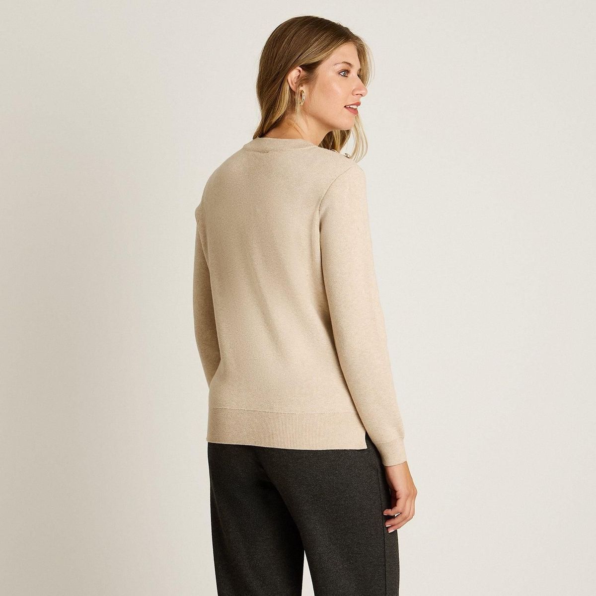 LORENZO DI PONTTI - Sweater Beige con Estampado Geométrico y Botones en Hombro en Tejido