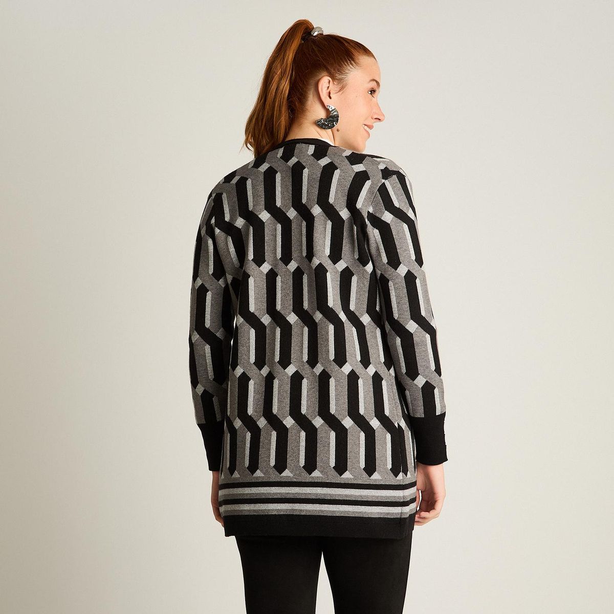 LORENZO DI PONTTI - Tapado Negro con Estampado Geométrico Jacquard en Tejido