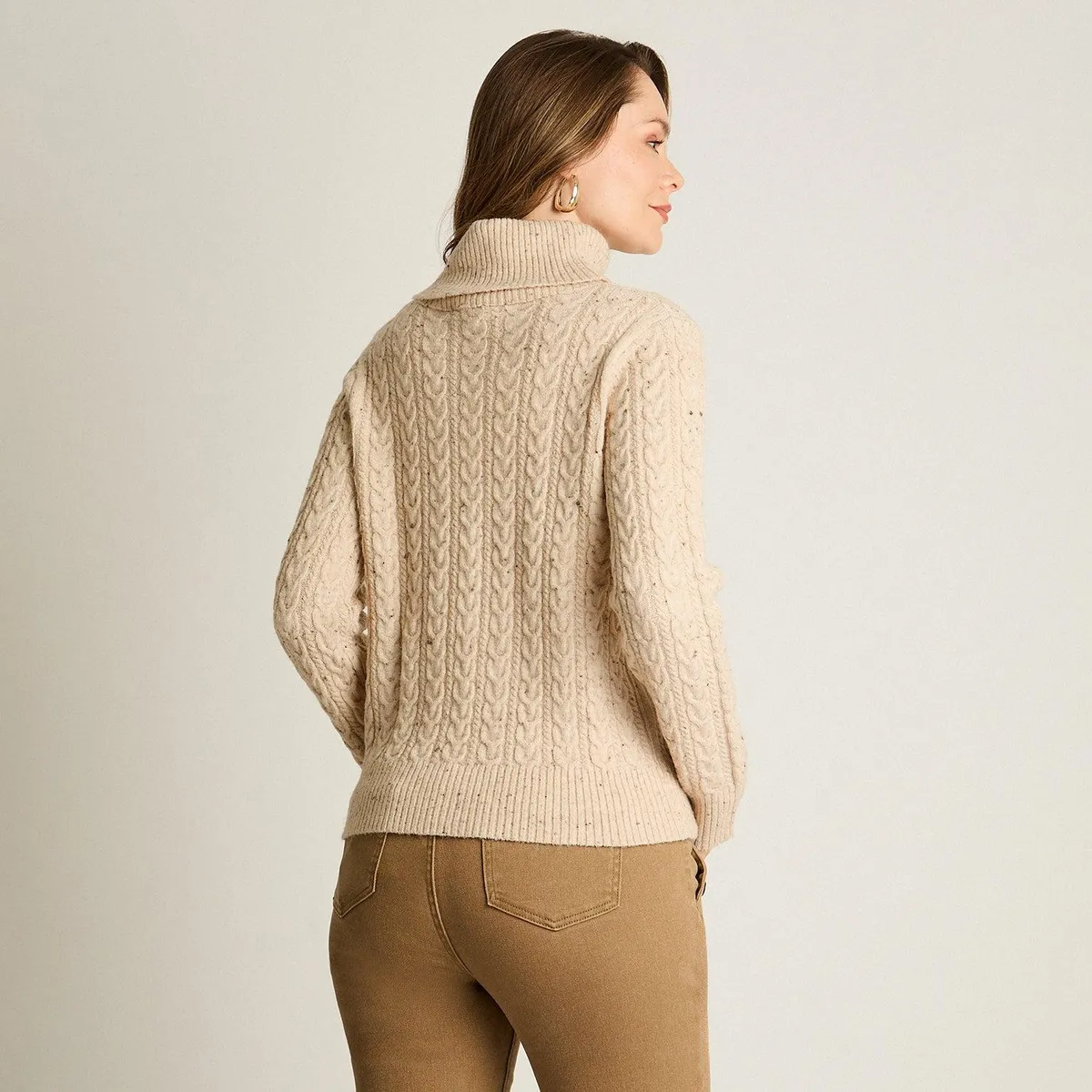 LORENZO DI PONTTI - Sweater Beige con Cuello Alto y Trenzado Jaspeado en Tejido