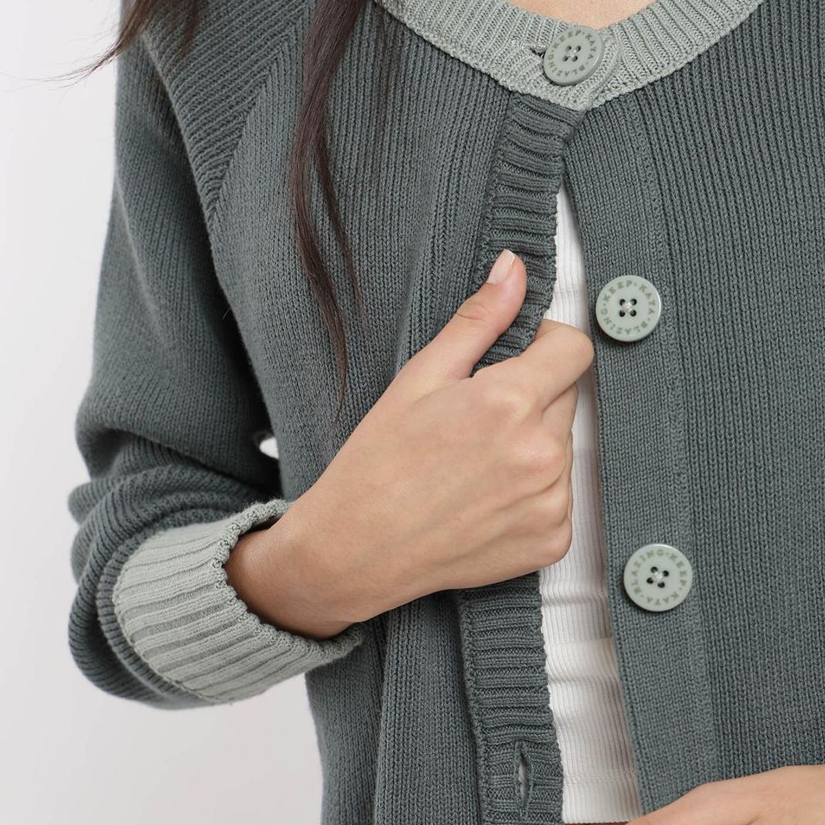 KAYA UNITE - Cardigan Tejido Contratono Mujer