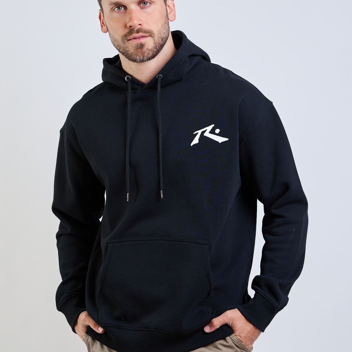 RUSTY - Poleron Canguro R Logo Hoodie Negro Hombre Rusty