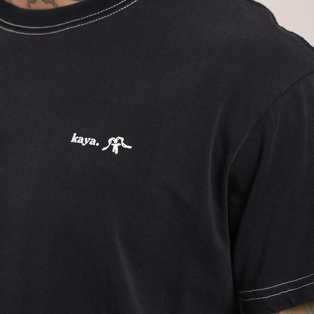 KAYA UNITE - Polera Clásica Daily Stitch Hombre