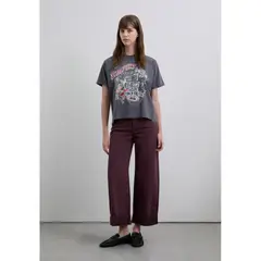 SCALPERS - Polera Asimétrica Print