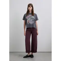 SCALPERS - POLERA ASIMÉTRICA PRINT
