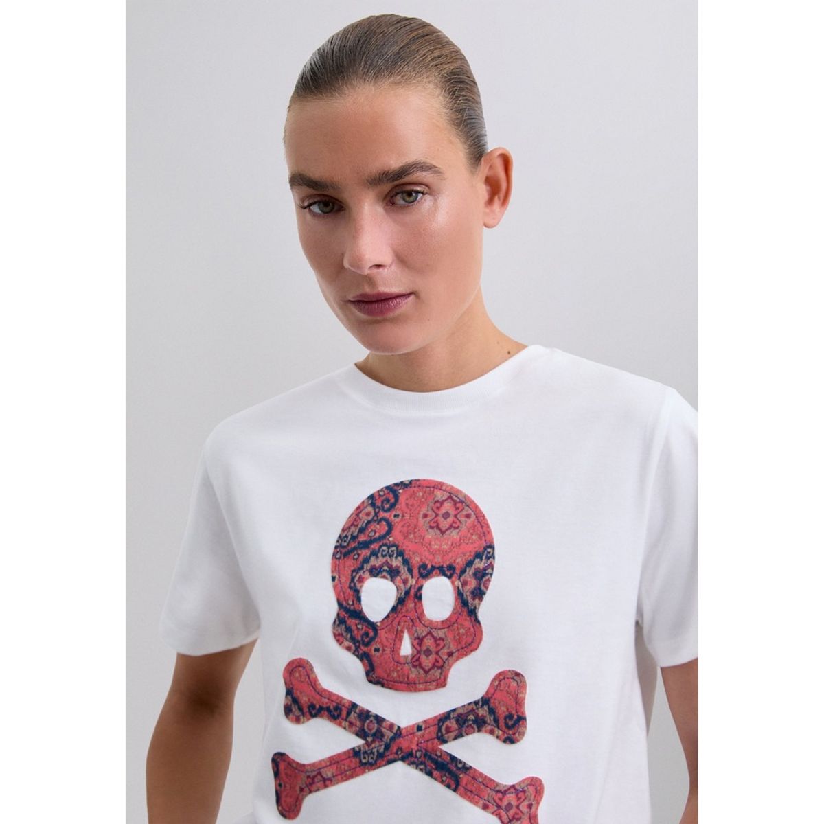 SCALPERS - Polera Estampada Calavera