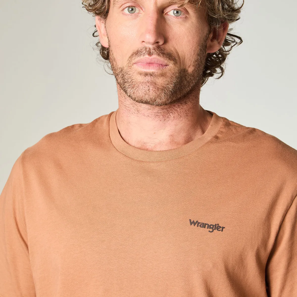 WRANGLER - Polera Hombre Graphic Reg Tee Regular Fit Beige