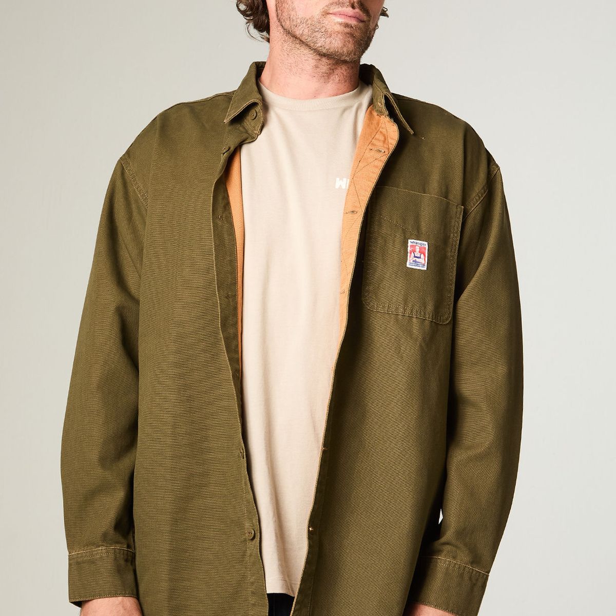 WRANGLER - Sobrecamisa Hombre 1 Pocket Oversize Fit Café Claro