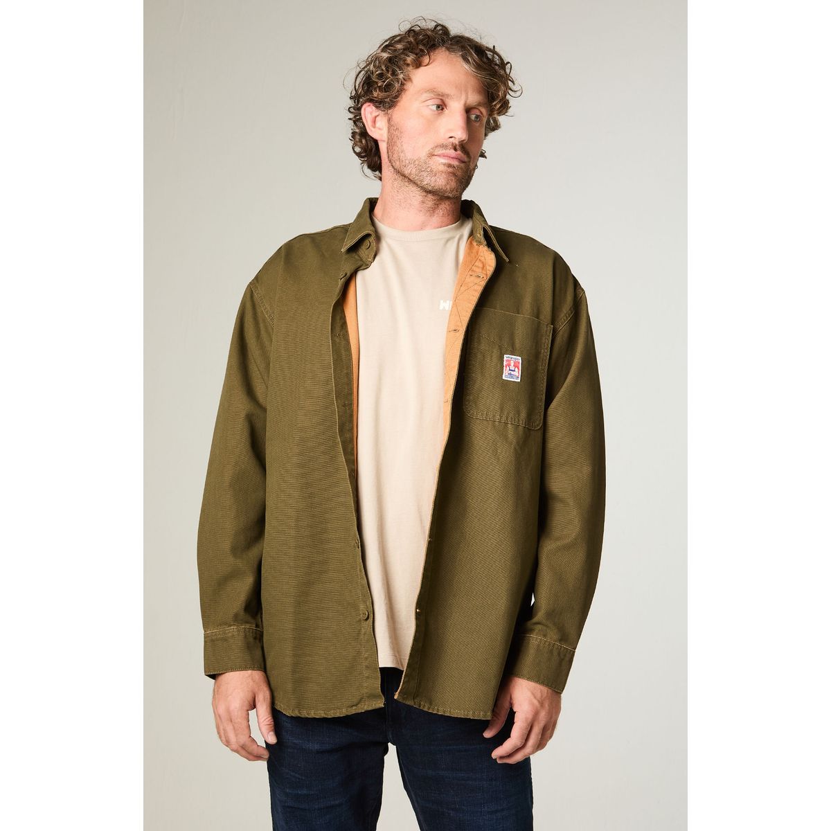 WRANGLER - Sobrecamisa Hombre 1 Pocket Oversize Fit Café Claro