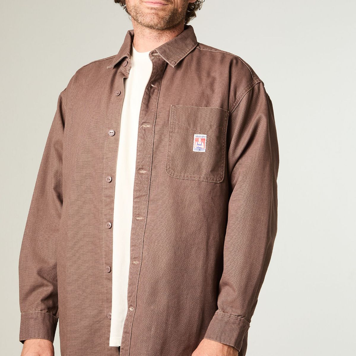WRANGLER - Sobrecamisa Hombre 1 Pocket Oversize Fit Café