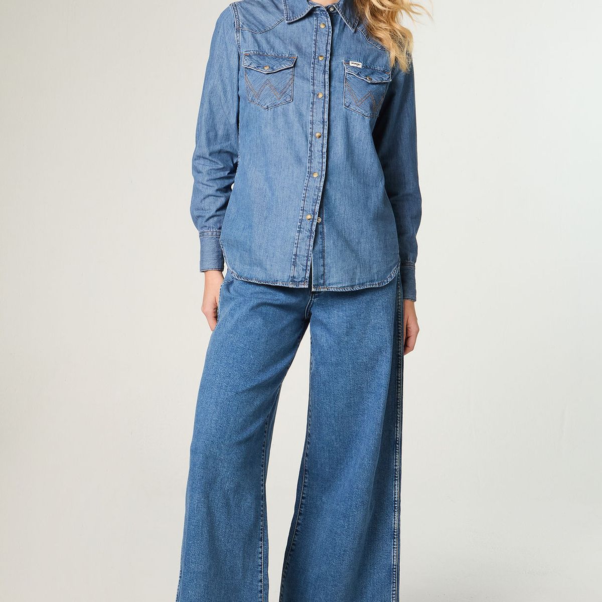 WRANGLER - Camisa Mujer Western Shirt Denim Regular Fit Azul