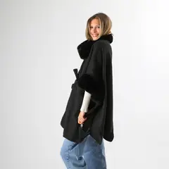 HUMANA - Poncho Mirna Black