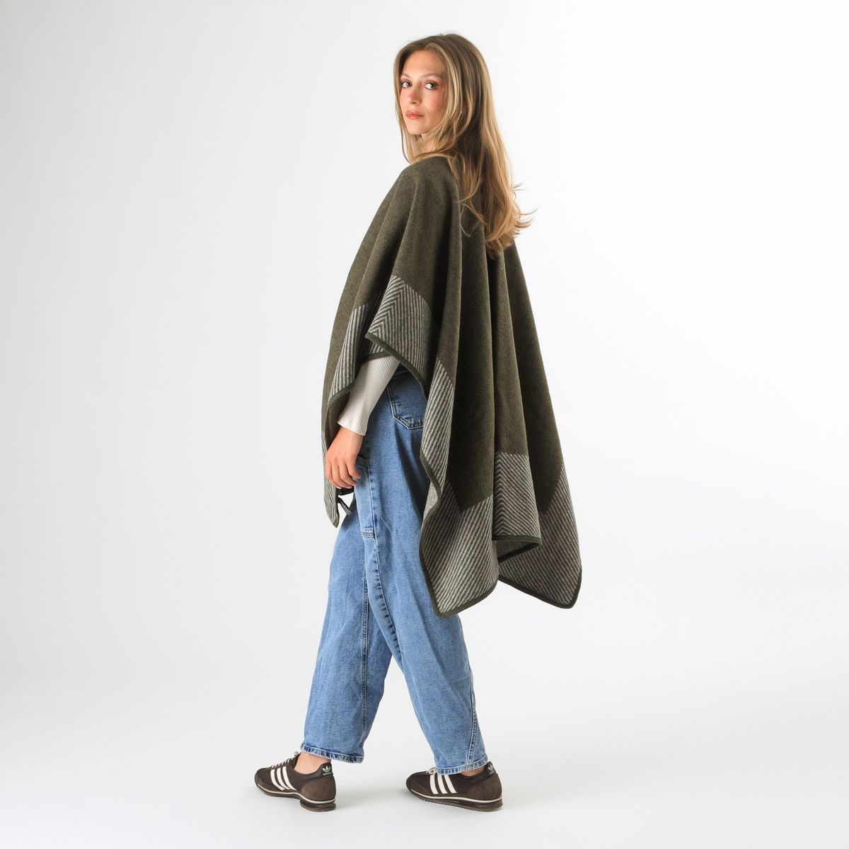 HUMANA - Poncho Tati Green Humana