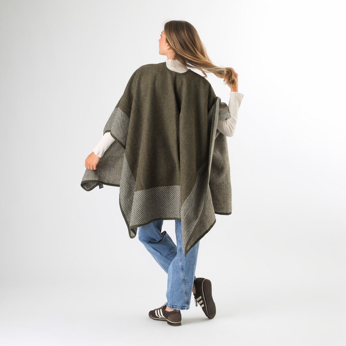 HUMANA - Poncho Tati Green Humana