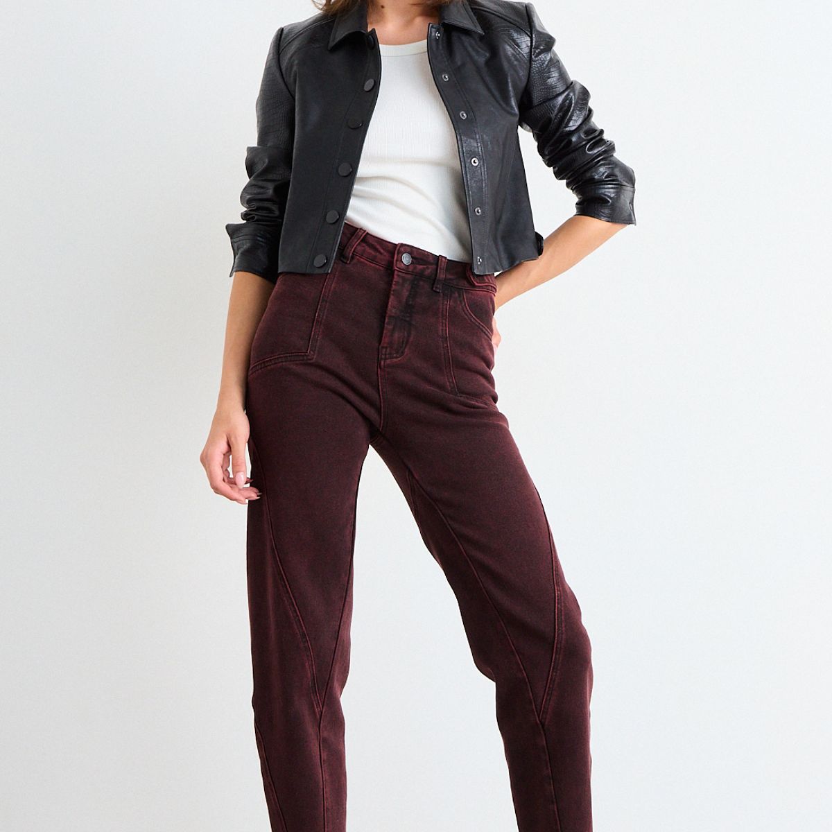 IO - Jeans Liso Mujer Burdeos Io