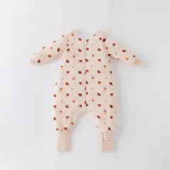 MAMAS MATEAS - Saco de Dormir con Pies - Frutillas - TOG 2.5 - Mamás Mateas
