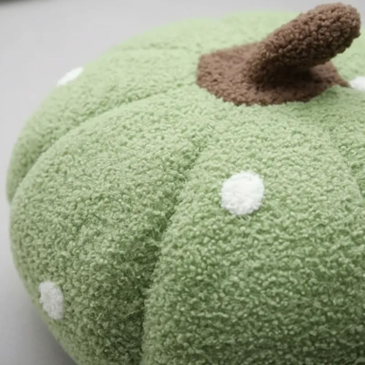 GENERICO - Cojín Decorativo Peluche Forma Calabaza con  Lunares 40cm