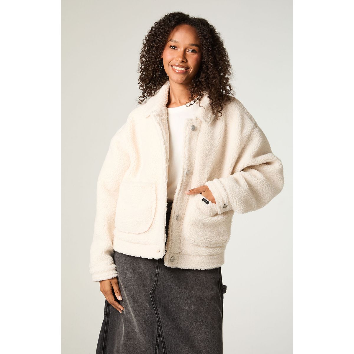 LEE - Chaqueta Mujer Crop Ecru Sherpa