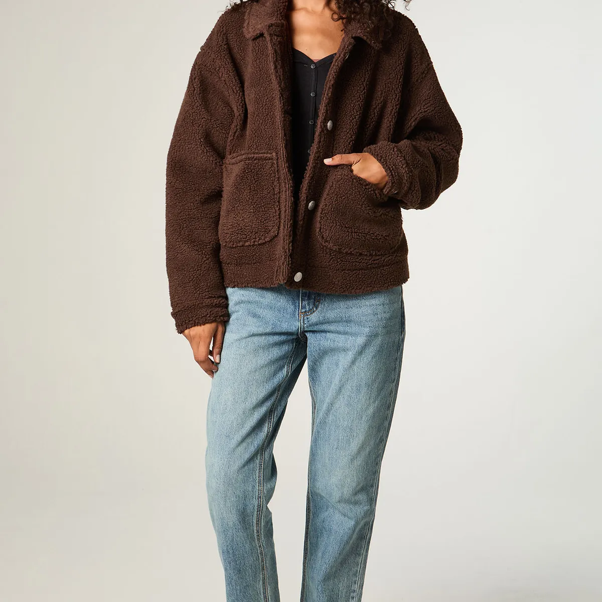 LEE - Chaqueta Mujer Crop Chocolate Sherpa
