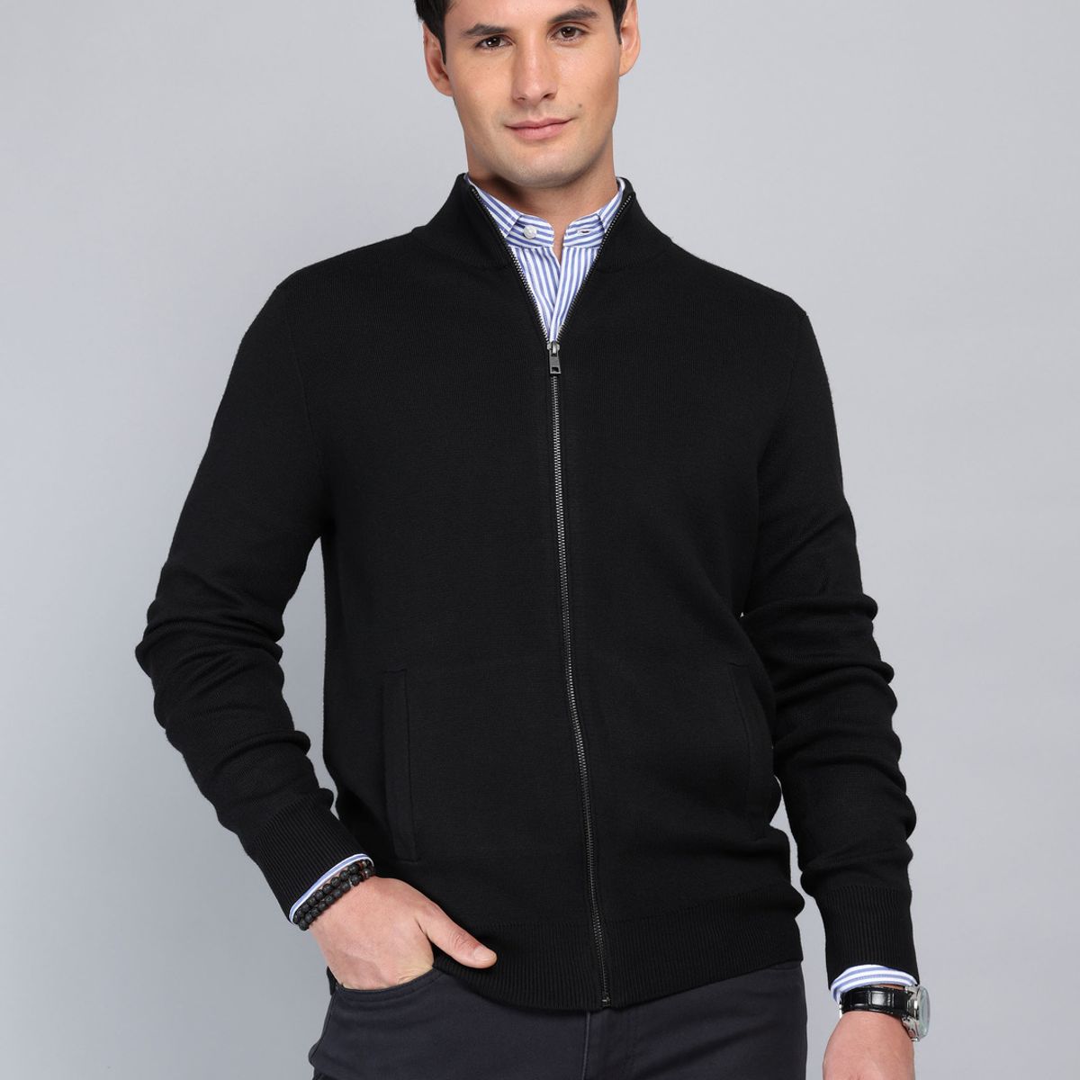 ARROW - Sweater Cuello Alto Regular Fit Negro Arrow ARROW