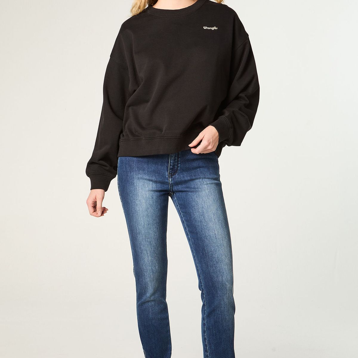 WRANGLER - Poleron Mujer Graphic Regular Fit Negro