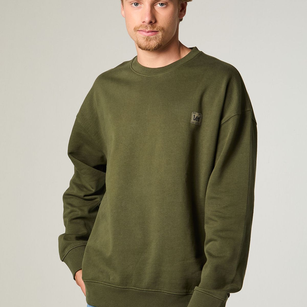 LEE - Poleron Hombre Regular Verde Militar Label