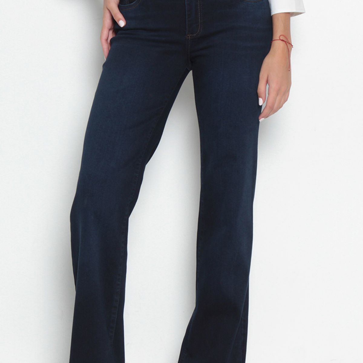 WADOS - JEANS MUJER RECTO TIRO MEDIO PRETINA BASICA UN BOTON