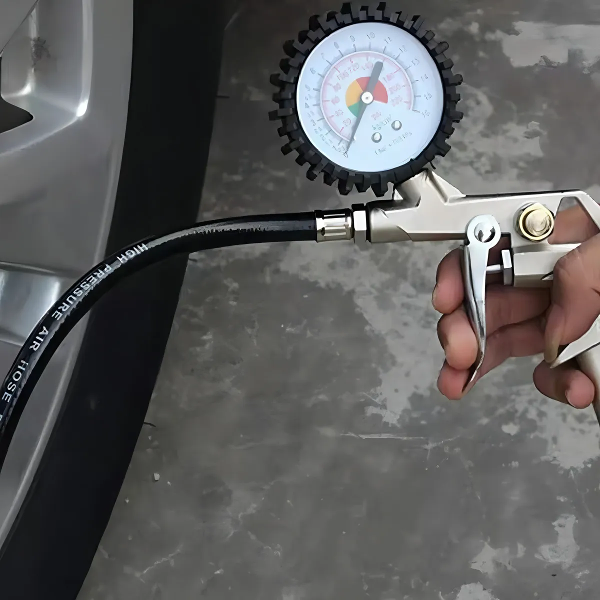 GENERICO - Inflador Portátil Neumáticos Jiecte Con Manómetro 0-220 PSI Negro Gris