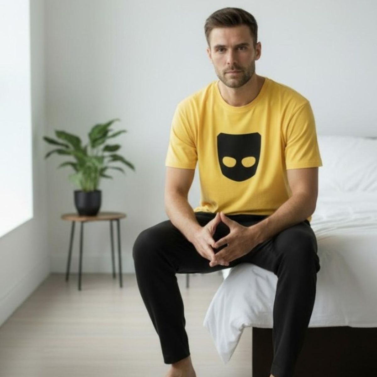 KOWHAI - Pijama Hombre Estampado Mask