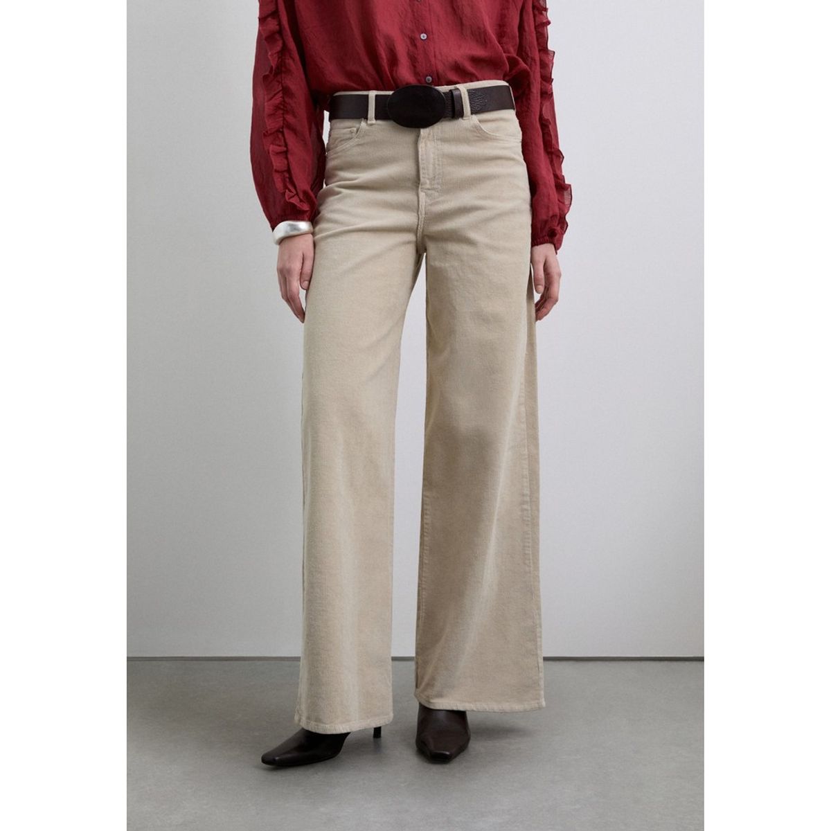 SCALPERS - Pantalón De Pana Recto