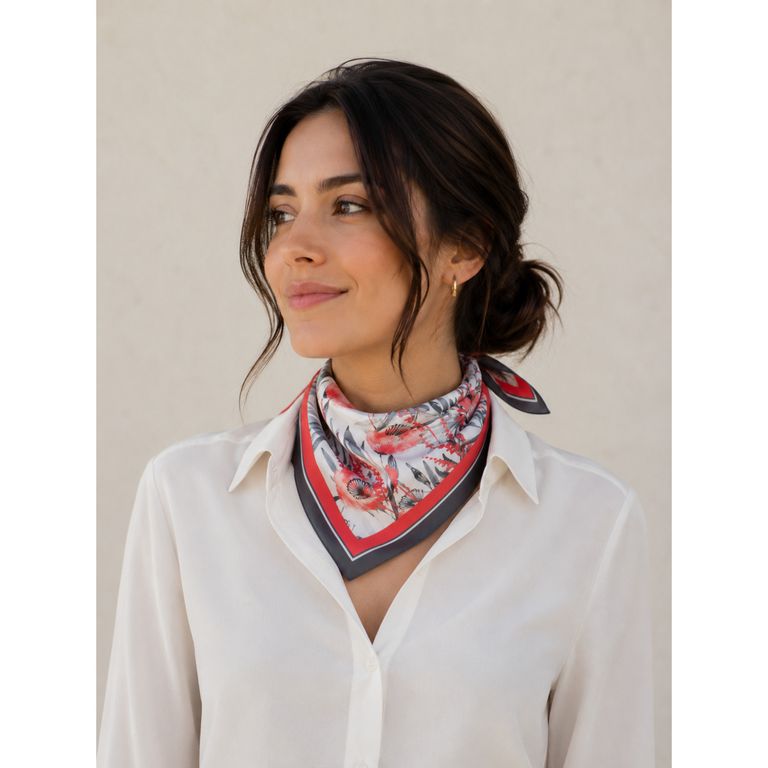 Panuelo Mujer Disenos Mujer (pequeno) Rojo