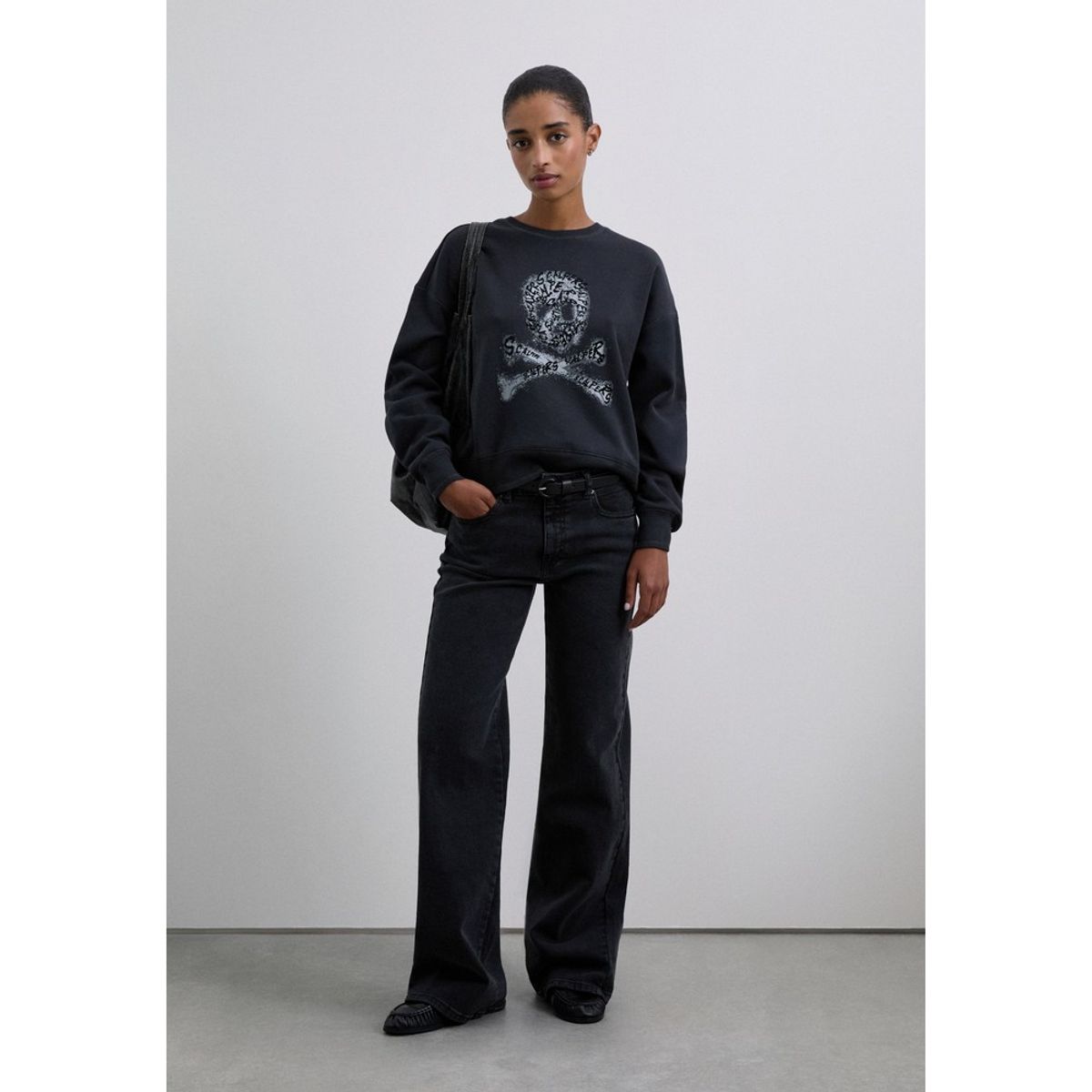 SCALPERS - Polerón Calavera Flock