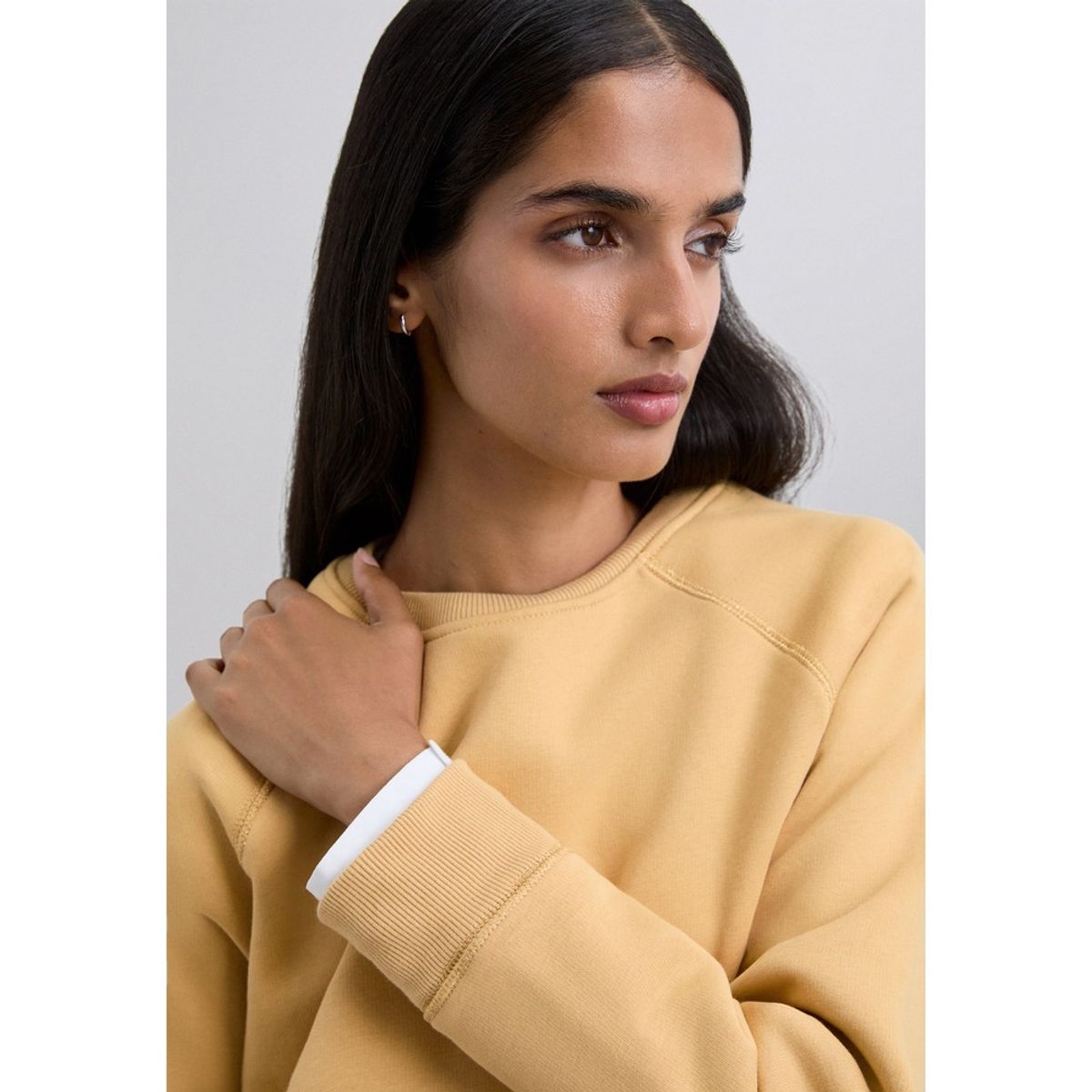 SCALPERS - Polerón Logo Bordado Trasero