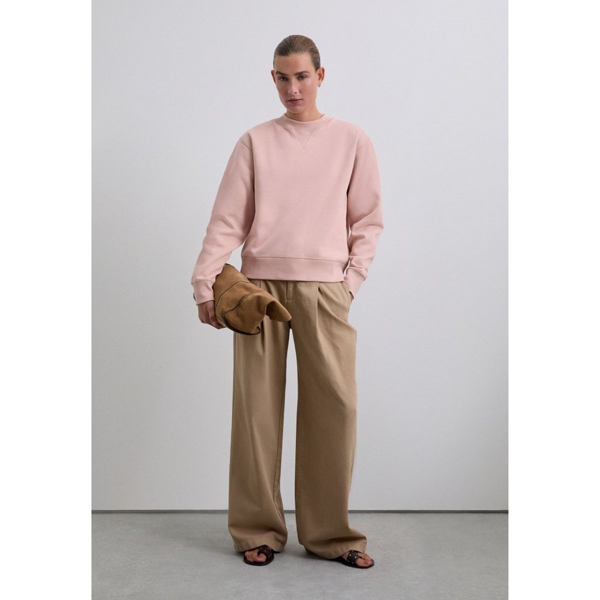 SCALPERS - Polerón Calavera Trasera Glitter