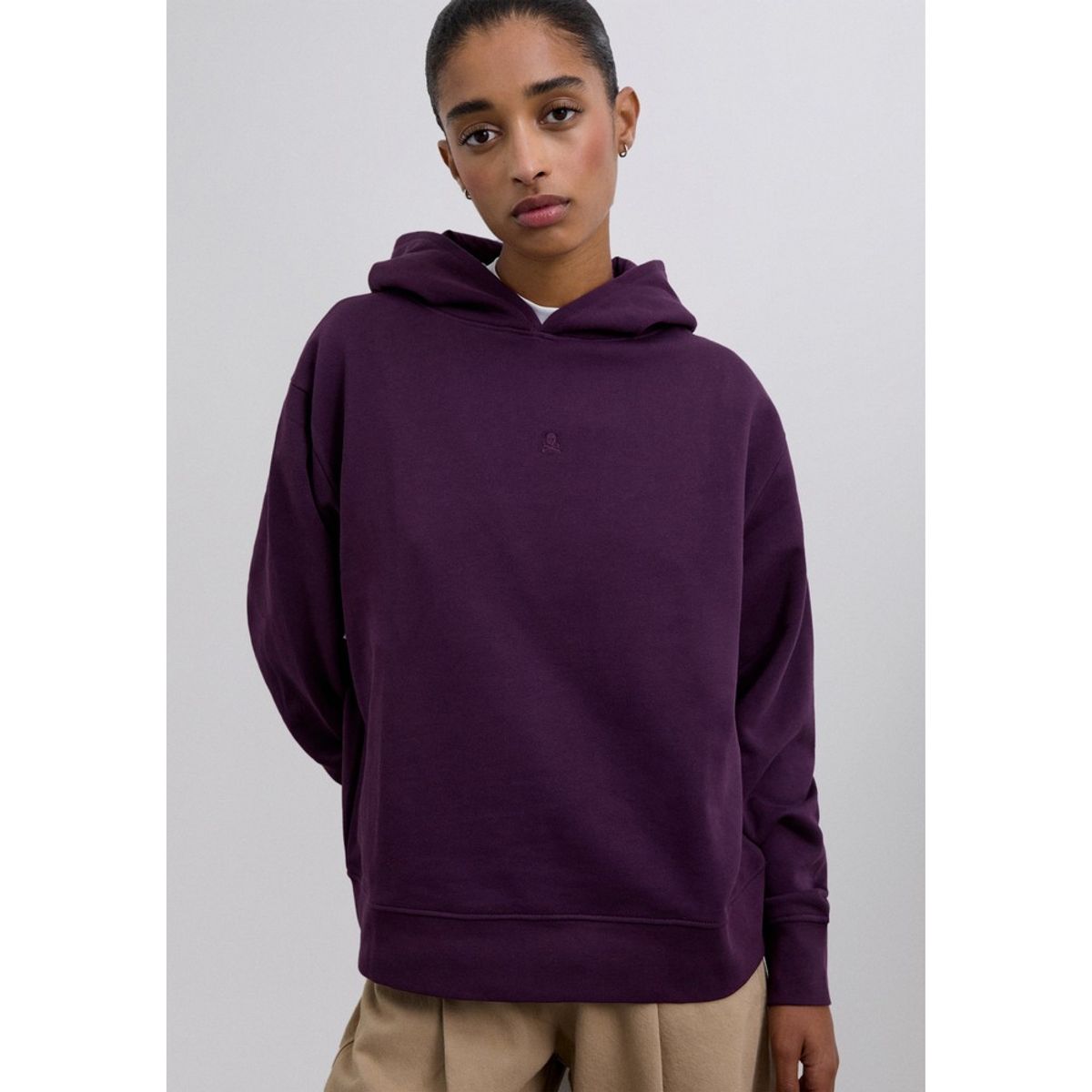 SCALPERS - Polerón Básica Calavera Capucha