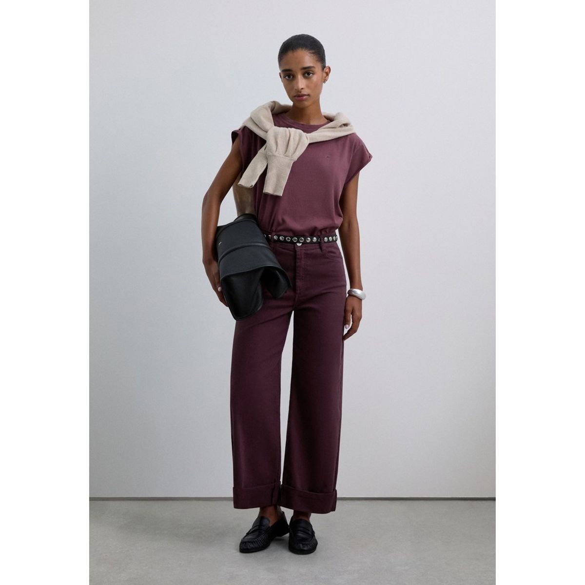 SCALPERS - Polera Básica Calavera