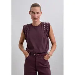 SCALPERS - Polera Tachuelas Manga Sisa