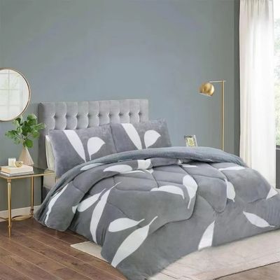 Imagen 2 del producto Cobertor de invierno plush king con diseño