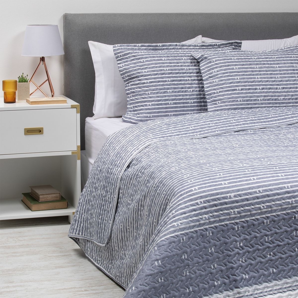 ZAHR - Cubrecama Estampado Zahr