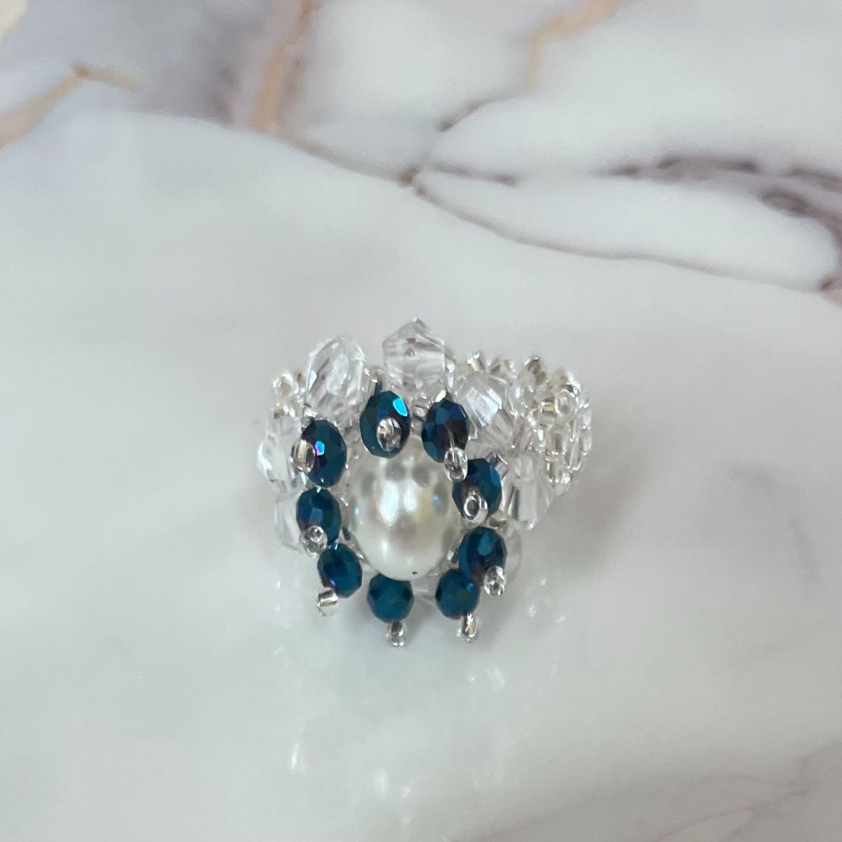 GENERICO - Anillo Perla con Cristales Azules Elegante