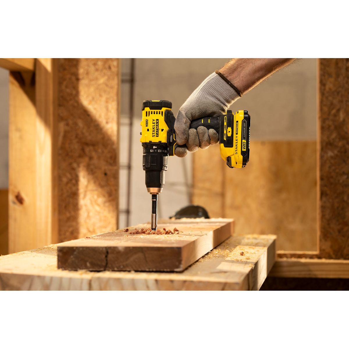 STANLEY - Taladro percutor 1/2" 20V STANLEY SCD712B-B3
